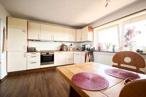 Über den Dächern Kiels: Modernisierte 3-Zimmer-Wohnung mit Balkon und Parkblick – Die vollständige Adresse der Immobilie erhältst du vom Anbieter., 24148 Ellerbek, Kiel – Vorschaubild 12