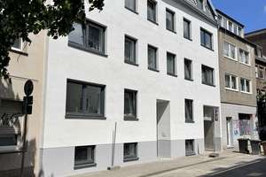 Südstadt: Erstbezug nach Sanierung - optimal WG geeignet!