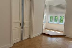 ***Altbaucharme*** Großzügige  4-Zimmer-Altbauwohnung | 129 m² | Wiesbaden