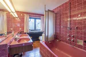 Wohnhaus mit Pferdestall vor prächtiger Kulisse, ca. 6.800 m² großes, uneinsehbares Grundstück
 – Weyarn, Miesbach (Kreis), 83629 Miesbach (Kreis) – Vorschaubild 8