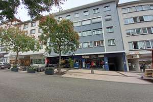 Pforzheim Innenstadt, vollvermietetes Wohn- und Geschäftshaus mit Tiefgarage. Provisionsfrei.