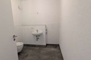 ++++TRAUMWOHNUNG+3 RAUM MIT TERRASSE+BAD M. DUSCHE u. BADEWANNE+FBH+LIFT++UVM.+++ – Bornaische Straße 77, 4277 Connewitz, Leipzig – Vorschaubild 9