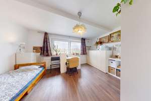 Sanierte 5-Zi.-Maisonette mit 2 Balkonen, Aufzug & Ausbaupotenzial in ruhiger Lage Hannovers – Die vollständige Adresse der Immobilie erhältst du vom Anbieter., 30627 Groß-Buchholz, Hannover – Vorschaubild 4