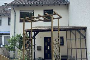 Gute geschnittenes Reihenmittelhaus, Bonn Buschdorf