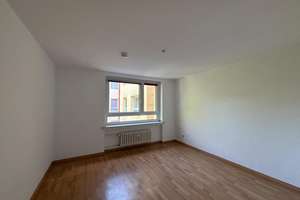 Renovierte 3-Zimmer-Wohnung mit Loggia in Minden
