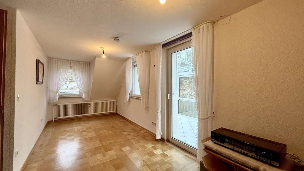 Immobilie in Bopfingen - Zweifamilienhaus mit traumhaftem Ausblick! - Bild 3