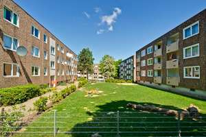 3-Zimmer Erdgeschosswohnung mit Balkon in gepflegter Grünanlage! (WBS) – Oberlohmannshof 30, 33739 Jöllenbeck, Bielefeld – Vorschaubild 1