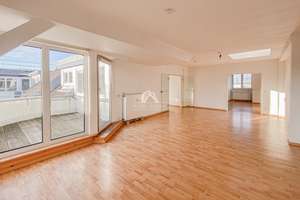 FANTASTISCHE & LICHTDURCHFLUTETE DACHGESCHOSSWOHNUNG MIT TERRASSE & AUFZUG IN MOABIT! PROVISIONSFREI – Alt-Moabit 126, 10557 Moabit, Berlin – Vorschaubild 1