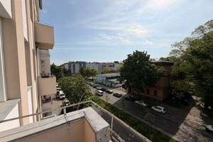 Renovierungsbedürftige 2-Zimmer-Wohnung mit Balkon in Berlin Wedding! – Pankstr. 80, 13357 Gesundbrunnen, Berlin – Vorschaubild 2