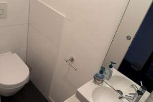lichtdurchflutete (Teil) möblierte Wohnung Nähe UKSH – Die vollständige Adresse der Immobilie erhältst du vom Anbieter., 24105 Düsternbrook, Kiel – Vorschaubild 4