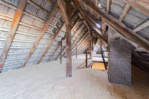 Charmante DG-Wohnung  - renoviert, mit neuer EBK und separatem Speicher in Lübeck – Schwartauer Allee 121, 23554 Sankt Lorenz Nord, Lübeck – Vorschaubild 9