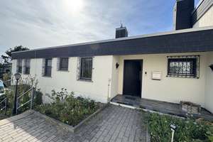 Solides Zuhause sucht neue Ideen – Bungalow mit Potenzial – Spessartstraße 21, 93057 Sallern-Gallingkofen, Regensburg – Vorschaubild 2