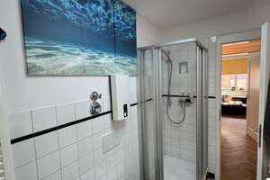 NACHMIETER zum 15.7. für helle 2,5-Zimmer-Wohnung in zentraler Lage von Köln-Deutz gesucht – Mathildenstraße 6, 50679 Deutz, Köln – Vorschaubild 5
