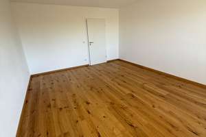 Lebendiges Pasing: 3-Zimmer-Wohnung mit Balkon und Stellplatz – Planegger Straße 87e, 81241 Pasing, München – Vorschaubild 11