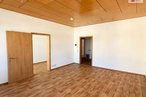 Großzügige 4-Raum-Wohnung mit Blick über den Markt von Annaberg-Buchholz! – Kleine Kirchgasse 2, 9456 Annaberg-Buchholz – Vorschaubild 4