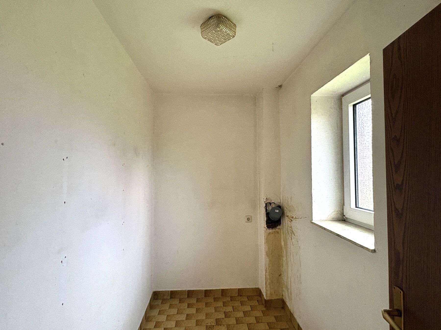 Immobilie in Upgant-Schott - Geräumiges Einfamilienhaus in ruhiger Lage - kurzfristige Übergabe möglich - - Bild 10