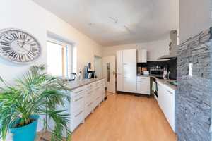 Property thumbnail 33