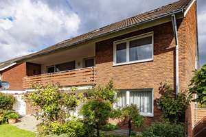 Helle 4-Zimmer-Wohnung mit Westbalkon + ca. 45 m² Hobbyfläche im DG — Münster-Hiltrup – Schumannstraße 16, 48165 Hiltrup-Mitte, Münster – Vorschaubild 2