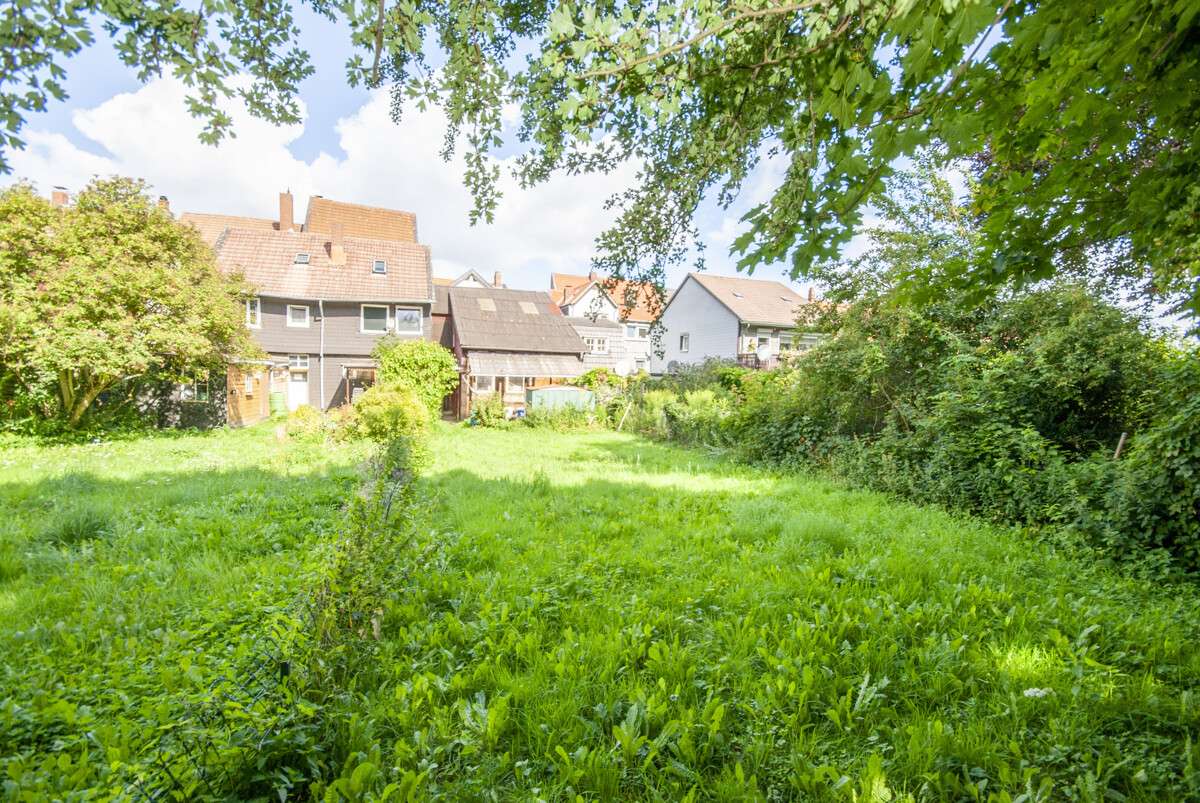 Denkmal-Reihenhaus in Top-Altstadtlage – vermietetes Anlageobjekt, Goslar Kreis – Bild 2