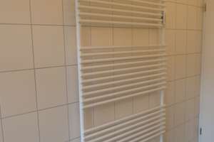 Charmante 3-Zimmer Wohnung in Hannover zwischen List und Bothfeld in denkmalgeschütztem Ensemble – Gottfried-Keller-Straße 4A, 30655 List, Hannover – Vorschaubild 2