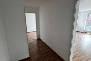 2-Zimmerwohnung mit Balkon in Marzahn - ab sofort! – . ., 12685 Marzahn, Berlin – Vorschaubild 2