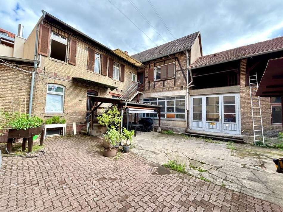 Hinterhaus mit Werkstatt 