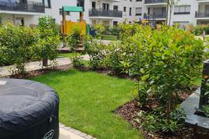 Neuwertige, familienfreundliche Hochparterre-Wohnung. 3 Zimmer, 2 Bäder, Terrasse & Garten nahe HBF