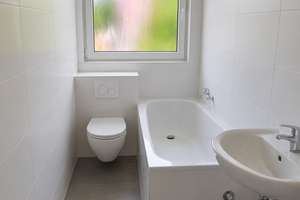 Praktisch geschnittene 2-Zimmer-Wohnung in Solingen-Mitte – Estherweg 7, 42651 Solingen-Mitte, Solingen – Vorschaubild 3
