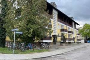 MFH in Bogenhausen mit Ausbaupotential zu verkaufen