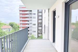 Willkommen Zuhause: großzügige 2-Zi-Wohnung mit Balkon und Markenküche – Rudolf-Dyckerhoff-Straße 3a, 65203 Biebrich, Wiesbaden – Vorschaubild 4