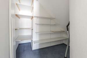 Helle Maisonette-Wohnung im 2. OG mit Ateliergeschoss und Dachloggia, Stellplatz + Garagenstellplatz – Die vollständige Adresse der Immobilie erhältst du vom Anbieter., 45136 Bergerhausen, Essen – Vorschaubild 13