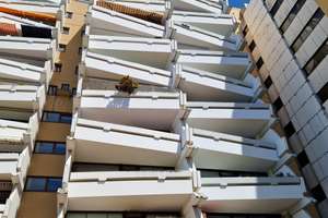 130m² / 5 Zimmer /  2 Etagen  /  3 Balkone  /  2 Bäder / 2 Tiefgaragenstellplätze  /  Fernblick  – Sertoriusring 15, 55126 Finthen, Mainz – Vorschaubild 5