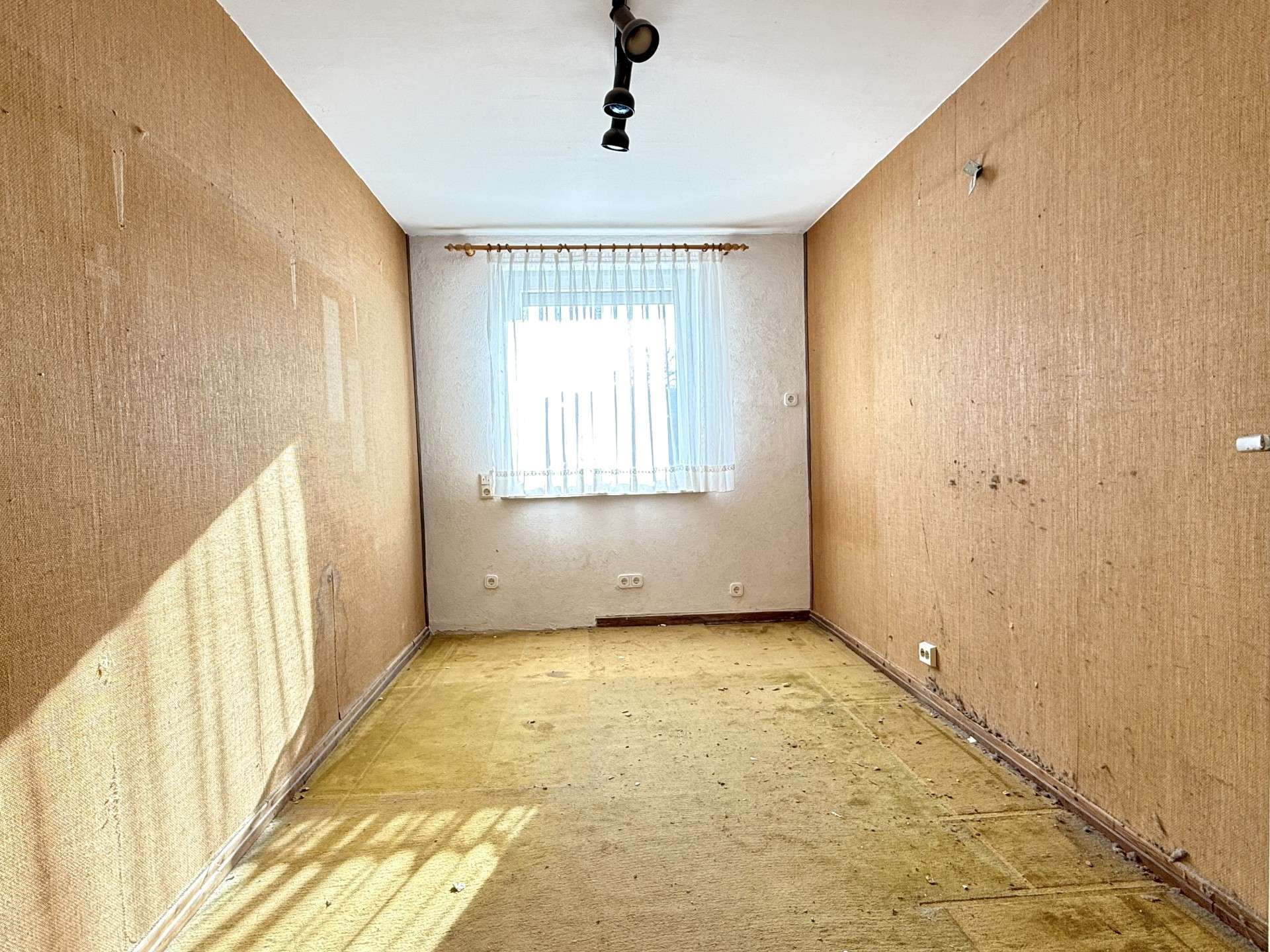 Immobilie in Pfedelbach - TOP-ANGEBOT! 3-Familien-Wohnhaus (DHH) in guter Lage - Bild 6