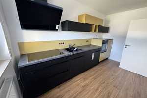 Erstbezug nach Komplettsanierung – 3-Zimmer-Wohnung mit 2 Balkonen und Garage – Schattenbergstraße 16, 75180 Pforzheim – Vorschaubild 3