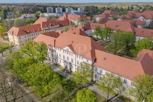 Wohnen im Park: Exklusive, bezugsfreie 3-Zimmer-Wohnung im Ludwig-Hoffmann-Quartier – Die vollständige Adresse der Immobilie erhältst du vom Anbieter., 13125 Buch, Berlin – Vorschaubild 13