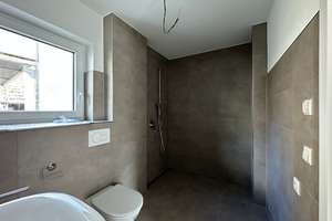 Erstbezug mit Terrasse & Balkon | 3 Zimmer, Aufzug & Garage in Friolzheim – 71292 Friolzheim – Vorschaubild 10