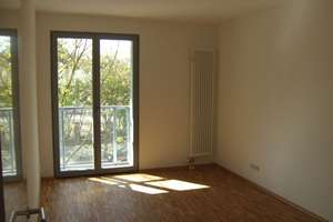 Exklusive Wohnetage mit Privatgarten – Wohnen auf höchstem Niveau – Die vollständige Adresse der Immobilie erhältst du vom Anbieter., 10243 Friedrichshain, Berlin – Vorschaubild 3