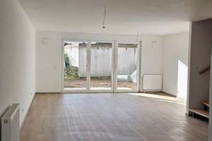 Modernes Reihenhaus mit Garage und Garten – Appelaustrasse 19, 78727 Oberndorf am Neckar – Vorschaubild 1