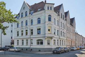 Charmante 3-Zimmer-Eigentumswohnung mit großem Sonnenbalkon in gepflegtem Altbau – Die vollständige Adresse der Immobilie erhältst du vom Anbieter., 30165 Hainholz, Hannover – Vorschaubild 2