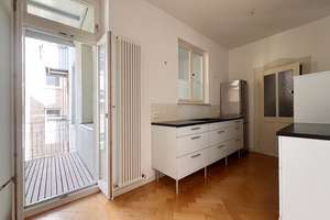 klassische 3 Zimmer-Altbauwohnung mit Balkon und historischem Fischgrätparkett - bezugsfrei – Die vollständige Adresse der Immobilie erhältst du vom Anbieter., 81371 Sendlinger Feld, München – Vorschaubild 12
