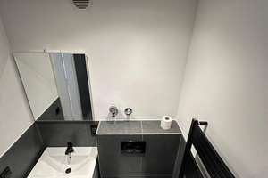 Erstbezug nach Kernsanierung: Moderne 2-Zimmer-Wohnung mit Balkon und Einbauküche inkl. Geräte – 80339 Schwanthalerhöhe (Ortsteil), München – Vorschaubild 6