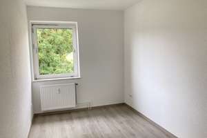 Zentral, urban, gut angebunden – moderne 3-Zimmerwohnung im Stadtkern (Musterbilder) – 38226 Lebenstedt, Salzgitter – Vorschaubild 3