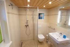 Property thumbnail 12