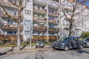 Rarität! Bezugsfreie sehr gepflegte Eigentumswohnung mit 4 Zimmern und 2 Balkonen in Berlin Steglitz – Die vollständige Adresse der Immobilie erhältst du vom Anbieter., 12163 Steglitz, Berlin – Vorschaubild 2