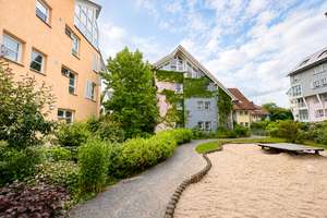 Stilvolle 5,5 Zimmer-Zimmer-Maisonettewohnung mit Klimaanlage & Einzelgarage in begehrter  Lage  – Die vollständige Adresse der Immobilie erhältst du vom Anbieter., 70435 Zuffenhausen-Am Stadtpark, Stuttgart – Vorschaubild 10