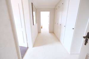 Exklusive Villa mit Gewerbehalle und großem Grundstück zu verkaufen – Die vollständige Adresse der Immobilie erhältst du vom Anbieter., 89171 Illerkirchberg – Vorschaubild 14