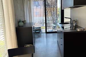 Traumhafte möblierte  2 Zi-Neubau-Whg am Park, Nähe U2/S7/Bus,  1. OG, Loggia, 1.575 €, v. privat!  – Oggersheimer str. 20, 81539 Balanstraße-West, München – Vorschaubild 6