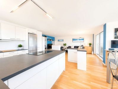 Sindelfingen: Beste Innenstadtlage mit Aussicht, Aufzug, TG- und 2 Stellplätze