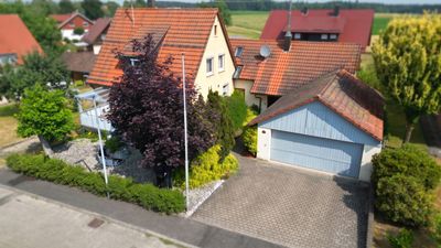 EINFAMILIENHAUS FREISTEHEND / 178 QM / DOPPELGARAGE / ALFDORF