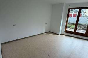 Großzügige Hochparterrewohnung mit Rundum-Terrasse – Schaffstallstraße 15, 72762 Reutlingen-Mitte, Reutlingen – Vorschaubild 12